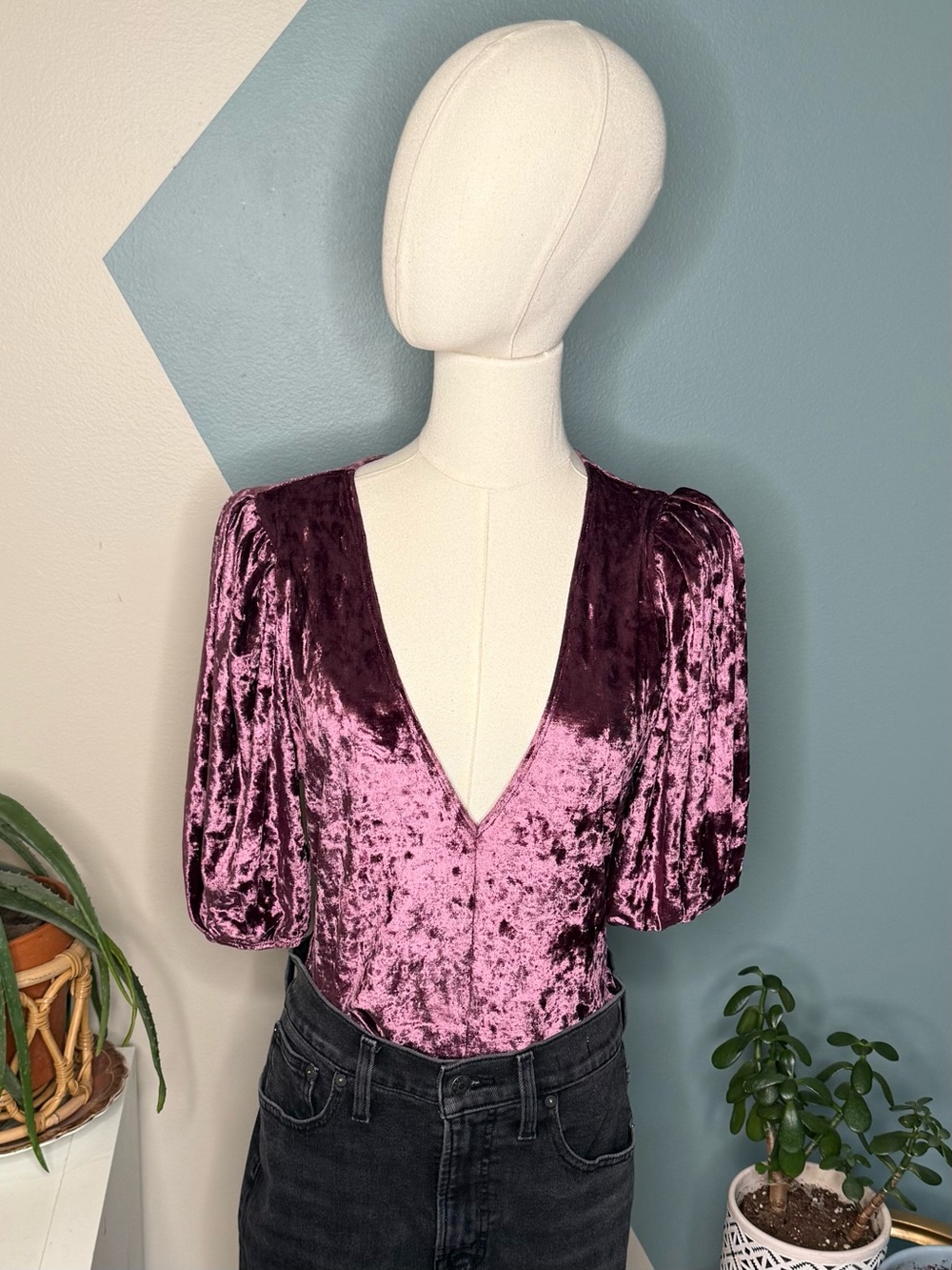 Free People Mauve Velvet Puff Sleeve Bodysuit Boho Glam Festival Party Medium - Picture 2 of 10